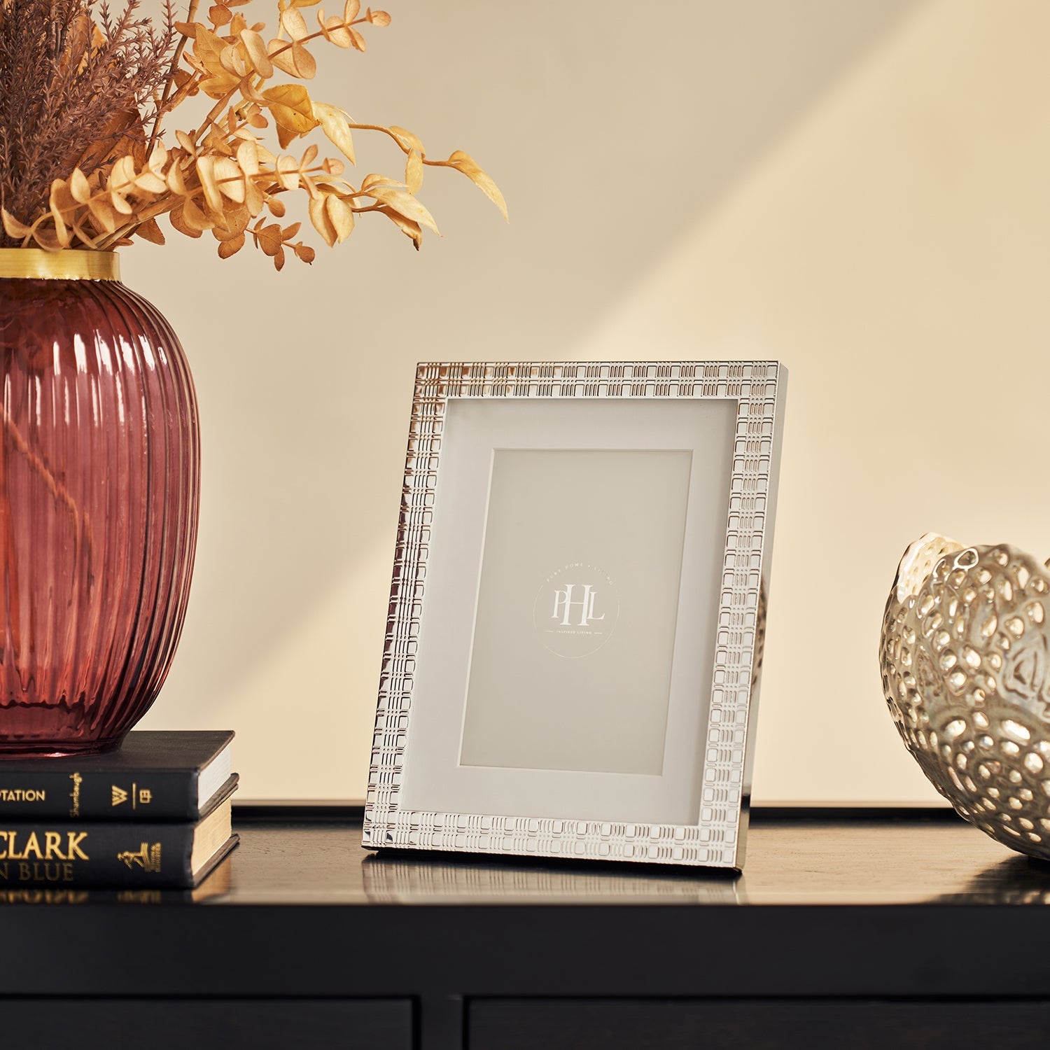 Silver Plated Geometric Pattern Metal Photo Frame - Small