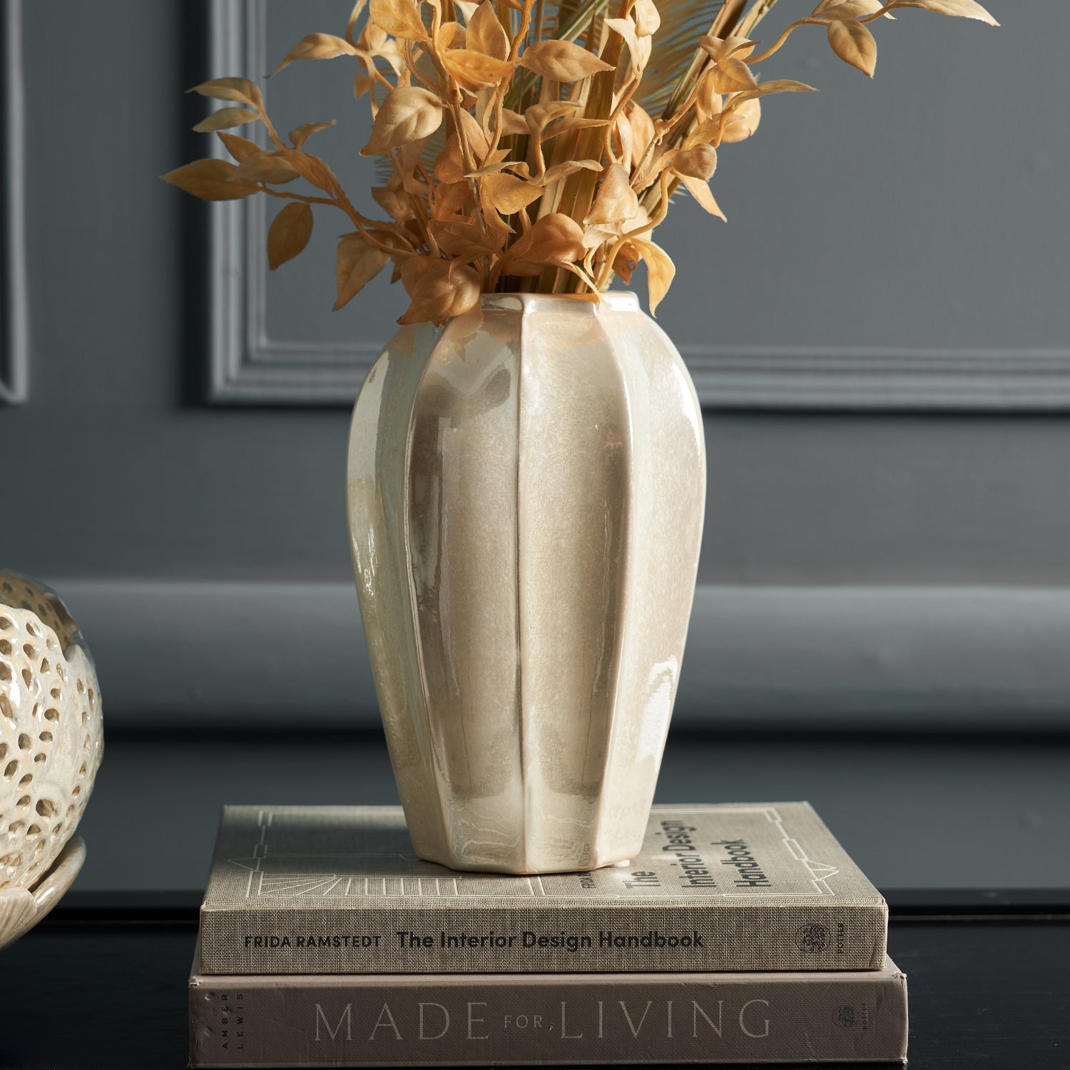 White Smooth Glaze Ceramic Vase - Medium