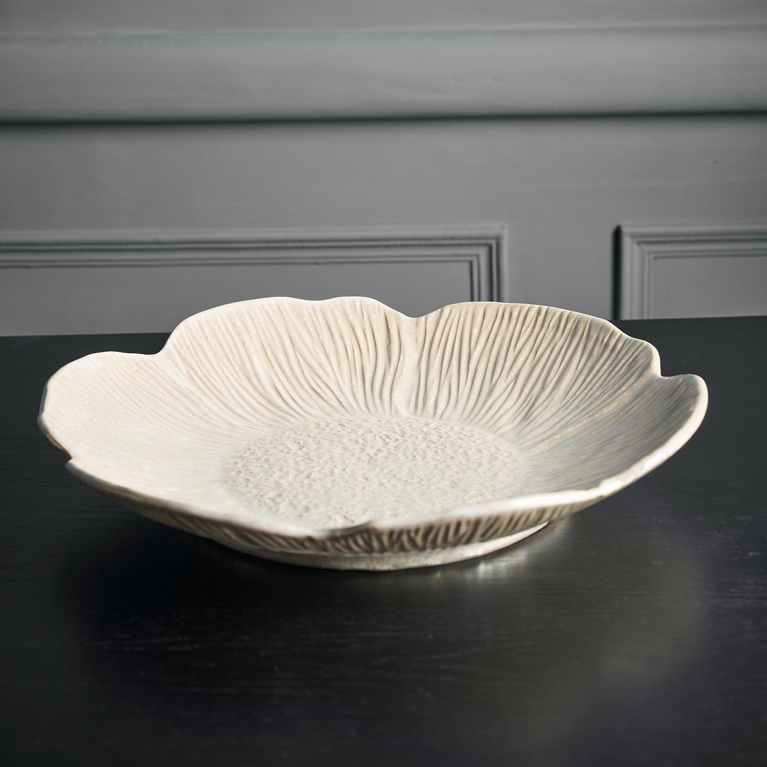 White Floral Glazed Ceramic Platter - Large