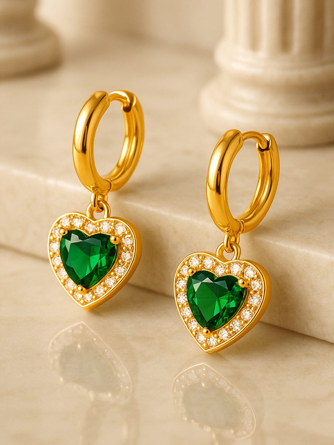 【Rubans】 Contemporary Emerald Zirconia Hoop Drops｜18K ゴールドメッキ ステンレススチール エメラルド CZ ドロップイヤリング