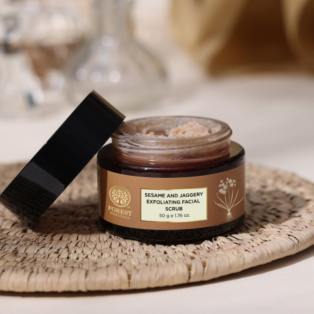 Sesame & Jaggery Exfoliating Facial Scrub 30 g