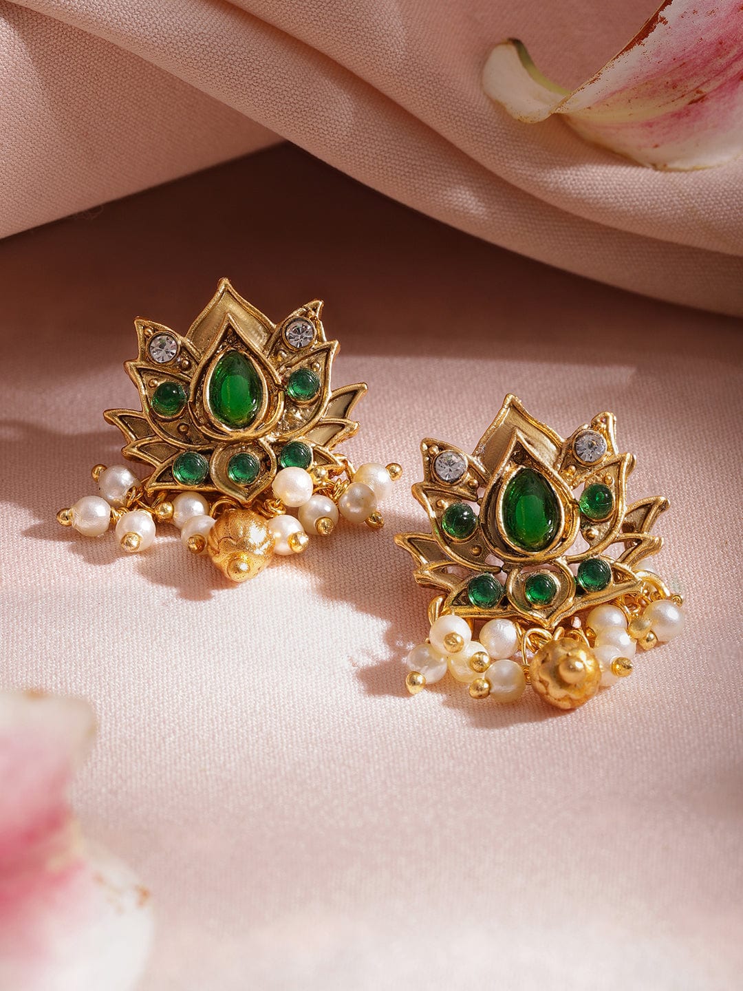Gleaming Green Kundan Pendant Set Green
