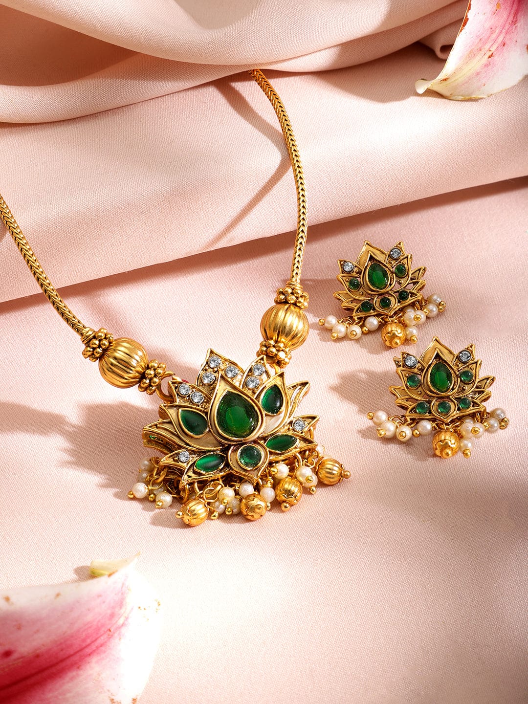 Gleaming Green Kundan Pendant Set Green