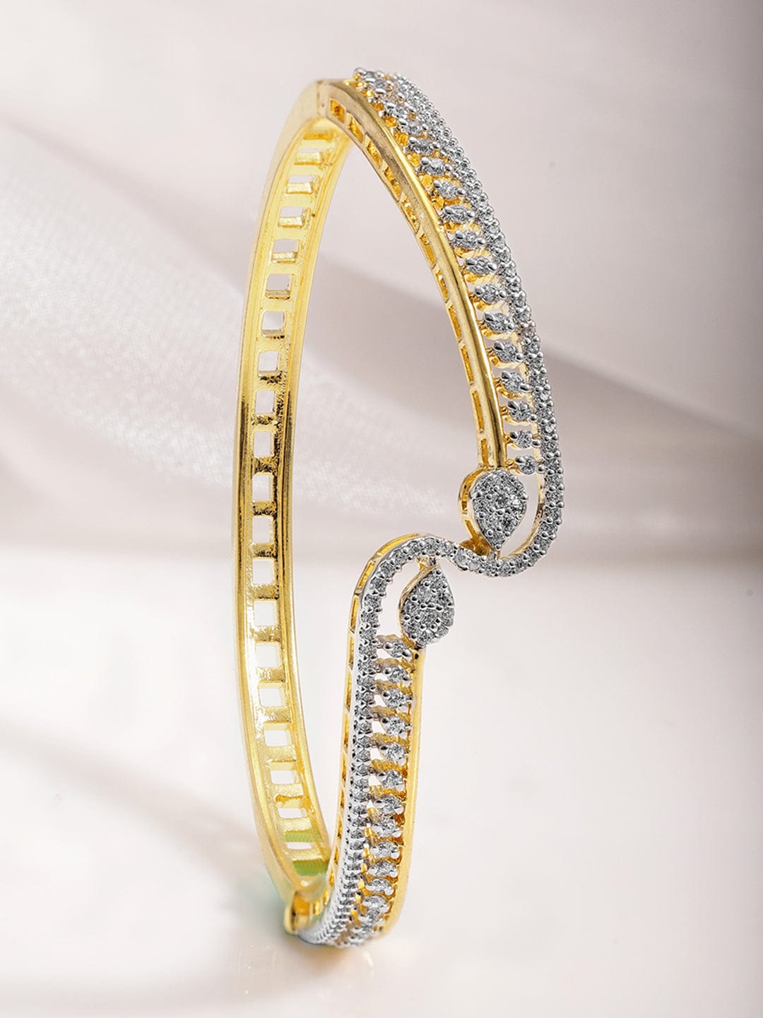 22KT Gold Plated Cubic Zirconia Stylish Slip On Bracelets Gold