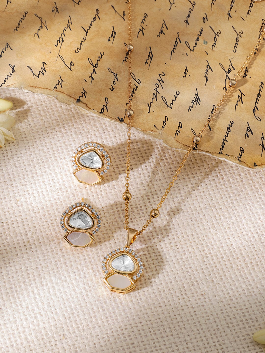 Chic Heritage Kundan Pendant Set Pink