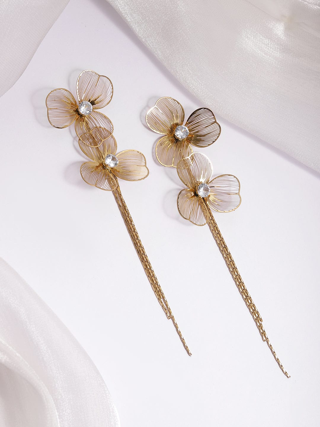 Delicate Floral Tassels Drop Earrings Gold