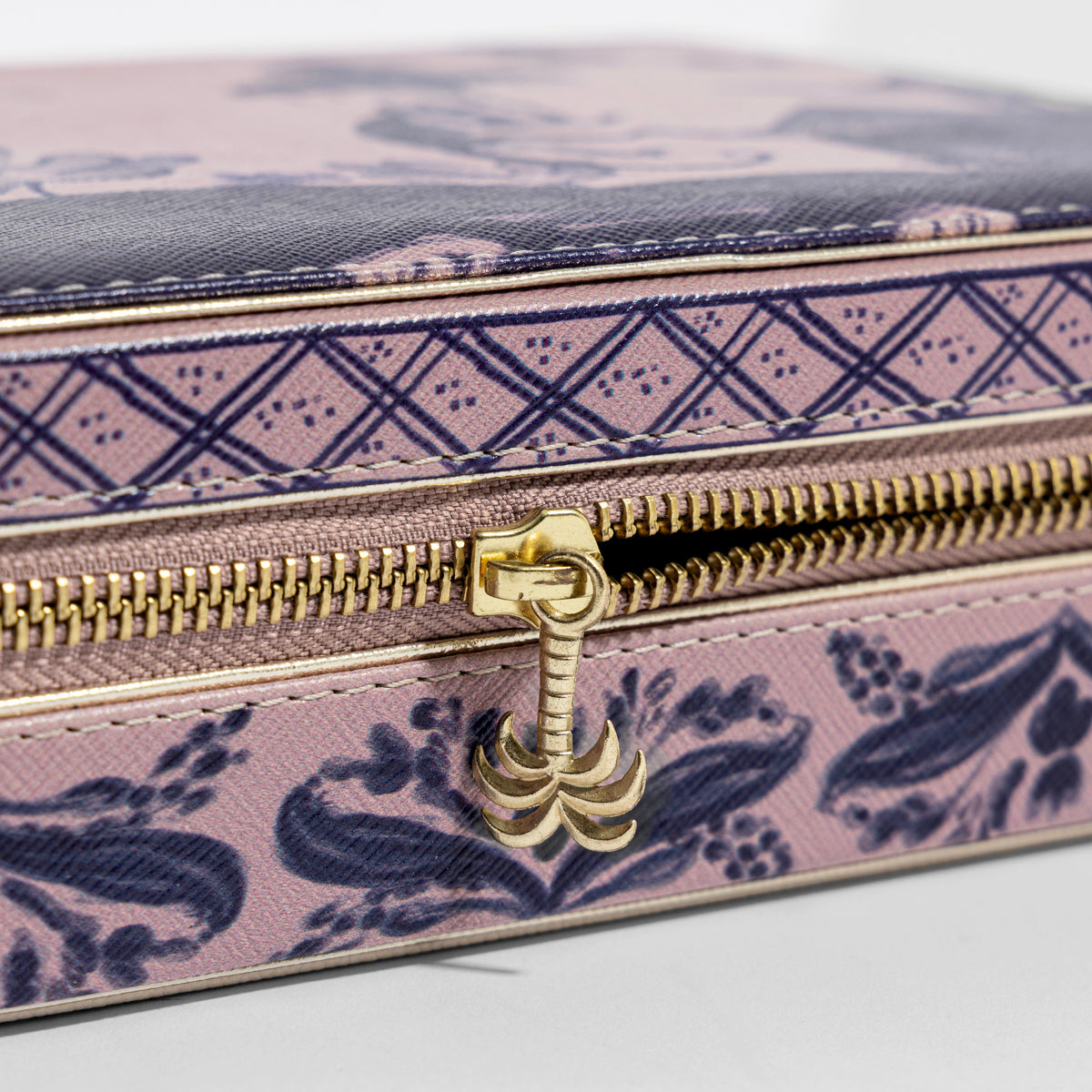 【Pure Home + Living】 Far East Pink Faux Leather Rectangular Jewellery Box｜ファーイースト ピンク フェイクレザー 長方形ジュエリーボックス｜24×16.5×6.5cm