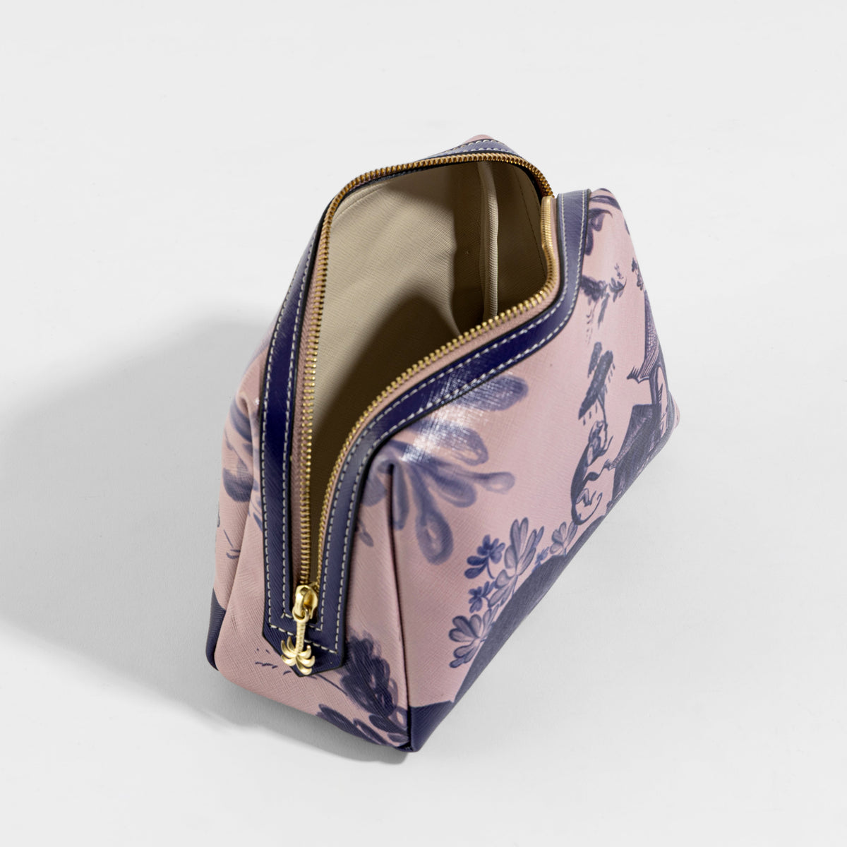 【Pure Home + Living】 Far East Pink Faux Leather Vanity Pouch - Large｜ファーイースト ピンク フェイクレザー バニティポーチ（L）｜23×8×16.5cm