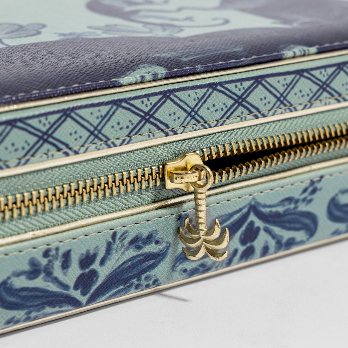 【Pure Home + Living】 Far East Blue Faux Leather Rectangular Jewellery Box｜ファーイースト ブルー フェイクレザー 長方形ジュエリーボックス｜24×16.5×6.5cm
