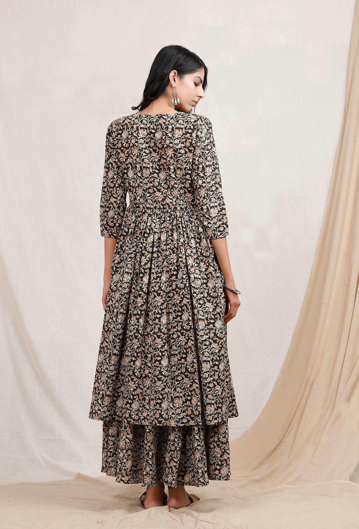 Black and Beige Kalamkari Cotton Kurta (Without Palazzo) サイズ XL