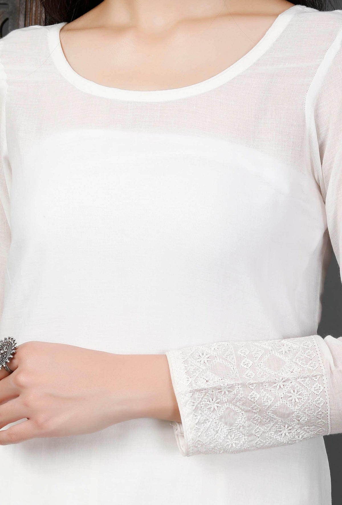 Handcrafted White Cotton Chikankari Embroidered Kurta サイズ L