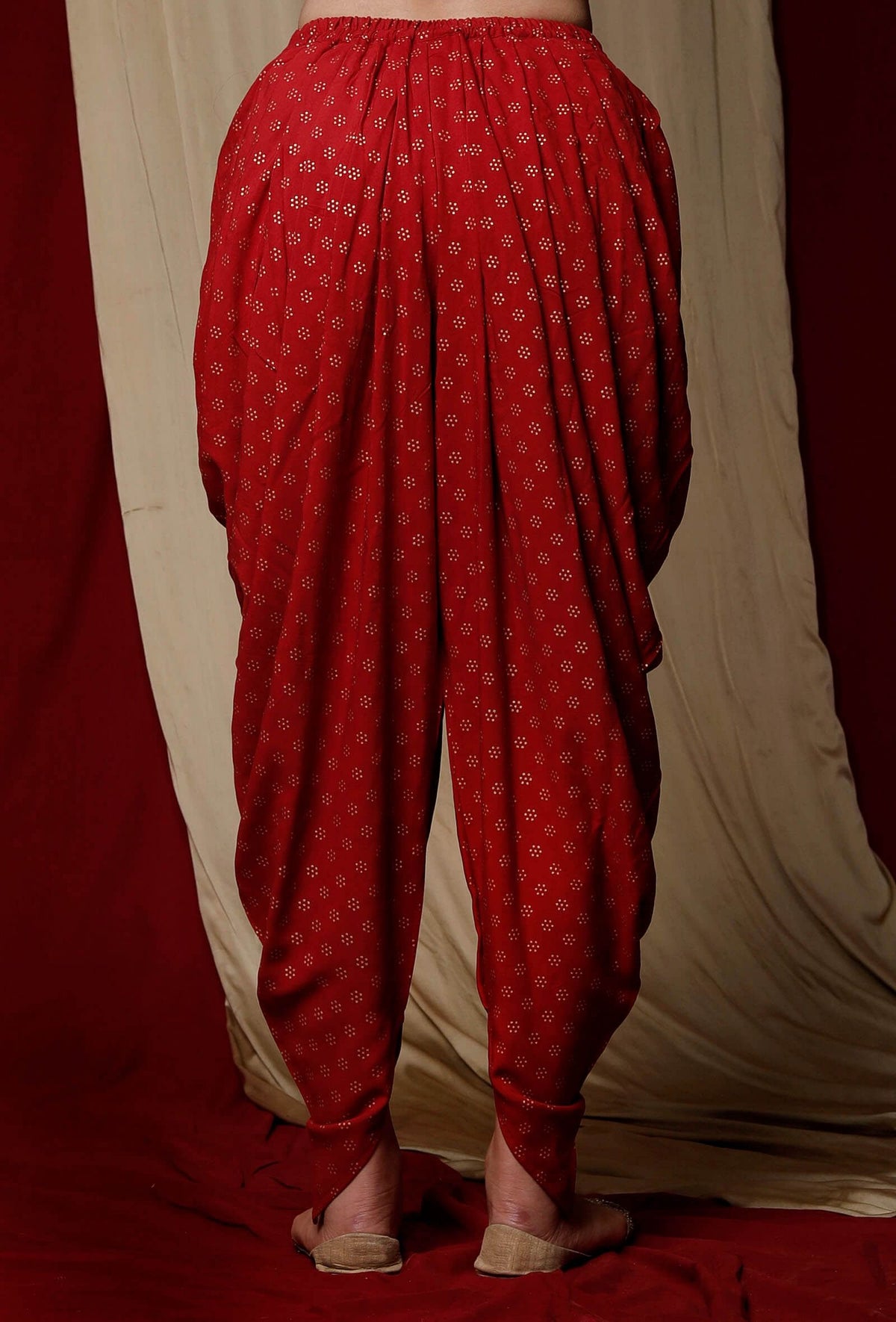 Set of 2: Maroon Cotton Handblock Printed Slip Top and Maroon Handblock Printed Rayon Dhoti サイズ XS