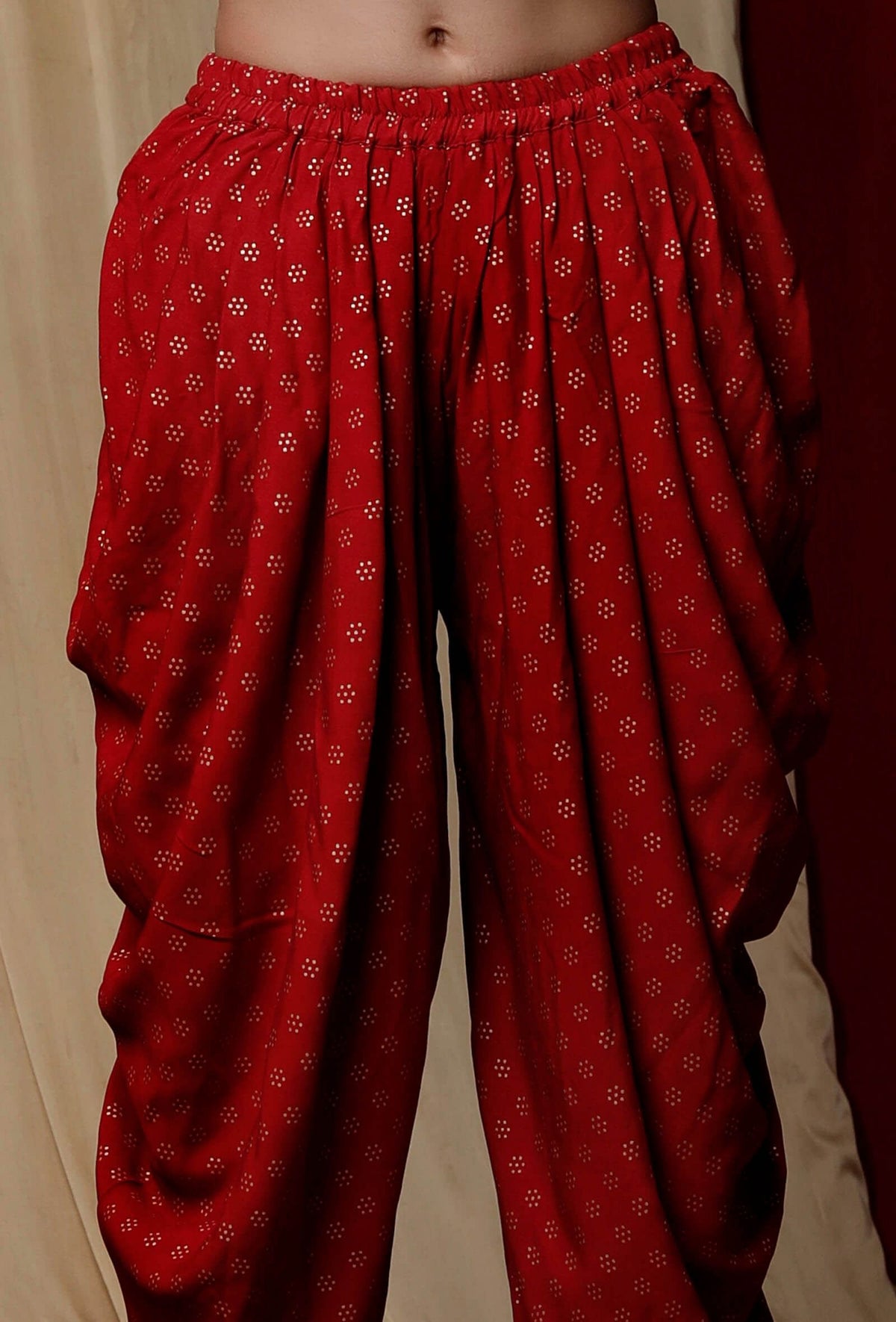 Set of 2: Maroon Cotton Handblock Printed Slip Top and Maroon Handblock Printed Rayon Dhoti サイズ XS