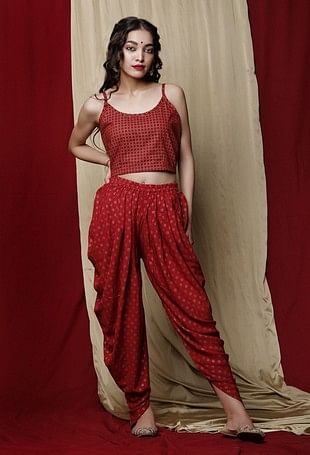 Set of 2: Maroon Cotton Handblock Printed Slip Top and Maroon Handblock Printed Rayon Dhoti サイズ XS
