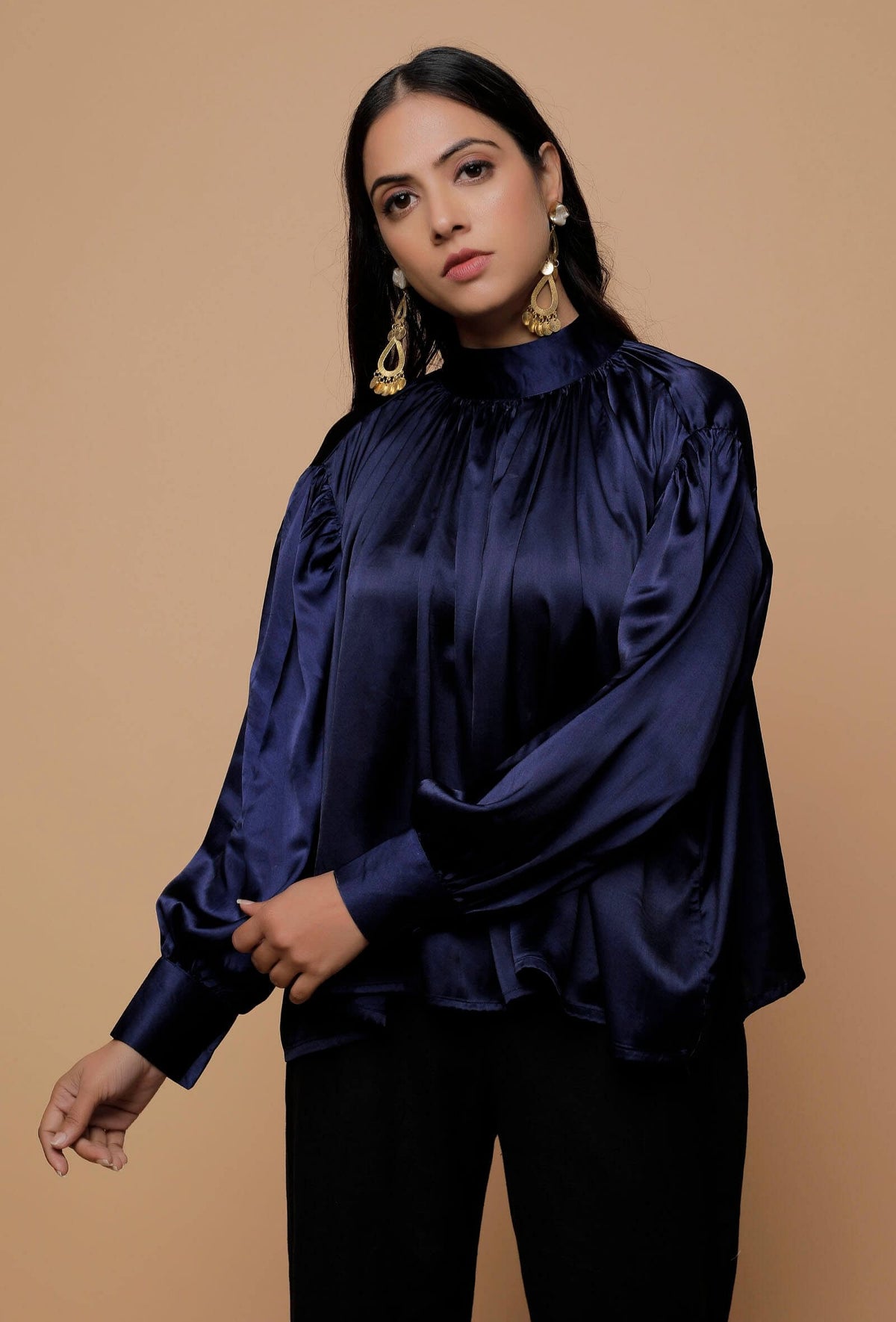 Blue Satin Bishop Sleeves Shirt サイズ S