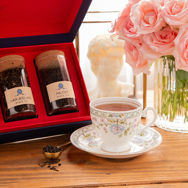 Tea Time Treasure-Pure Teas  (4 Assorted Loose Leaf Black & Green Teas) 970g