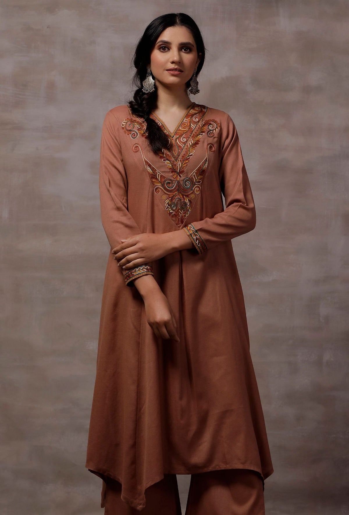 Tara Taupe Asymmetrical Woollen Kurta サイズ M