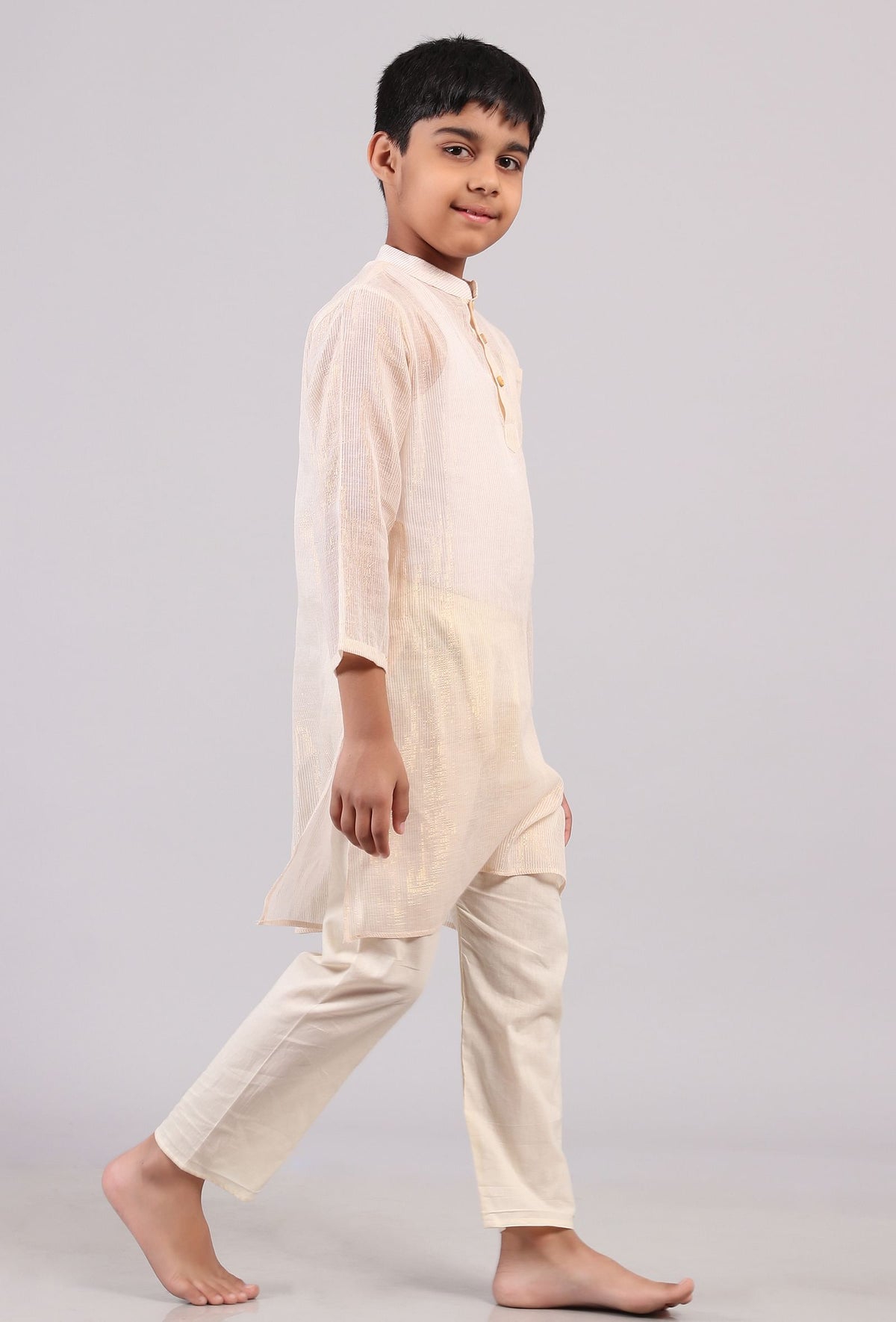 Set of 2: Plain White Silver Cotton Stripes Kurta Pyjama Set サイズ 8〜9歳