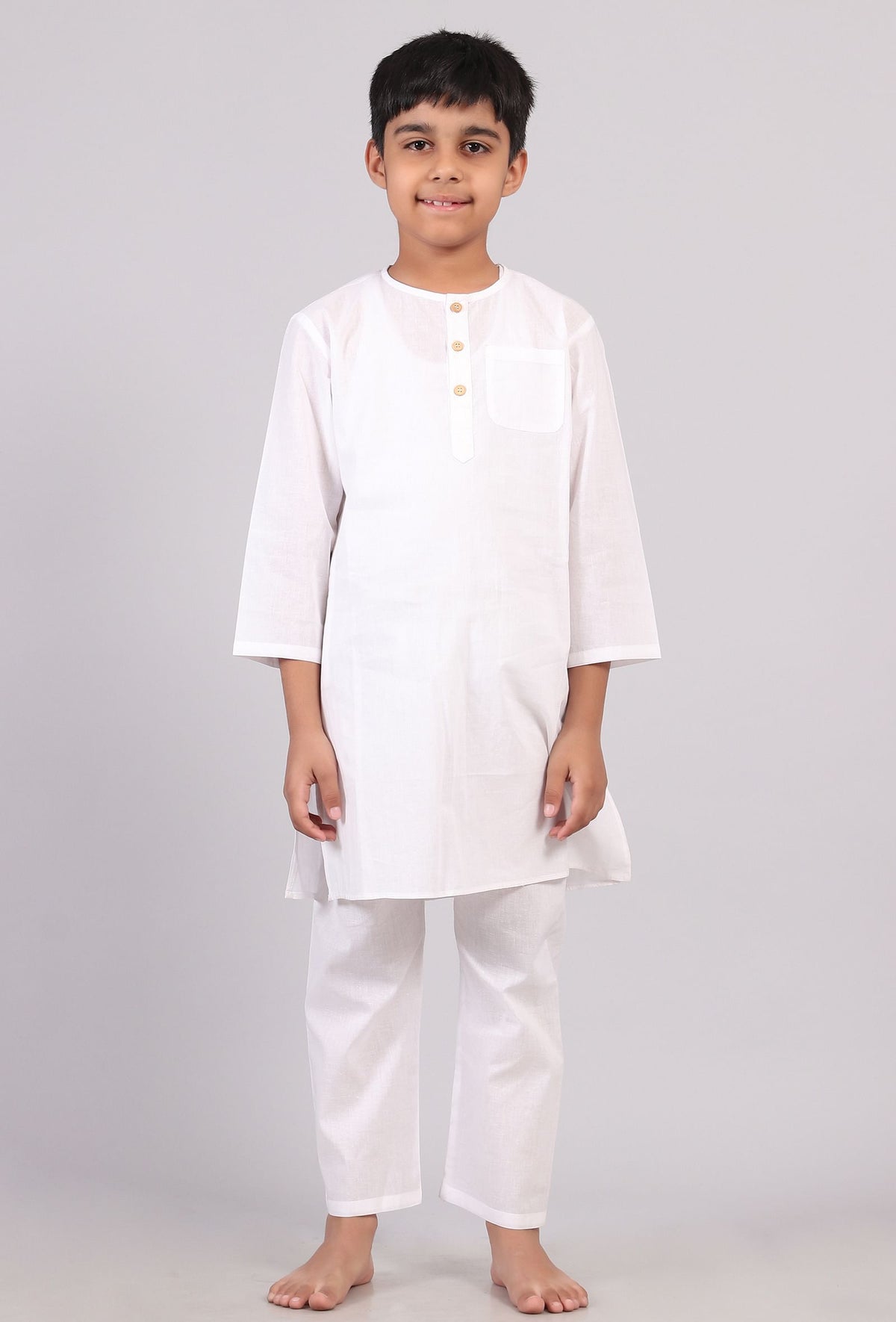 Set of 2: White Cotton Stripes Kurta Pyjama Set サイズ 7〜8歳