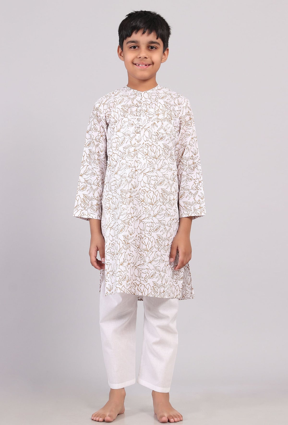 Set of 2: Brown Floral Hand Block Print Kurta Pyjama Set サイズ 8〜9歳