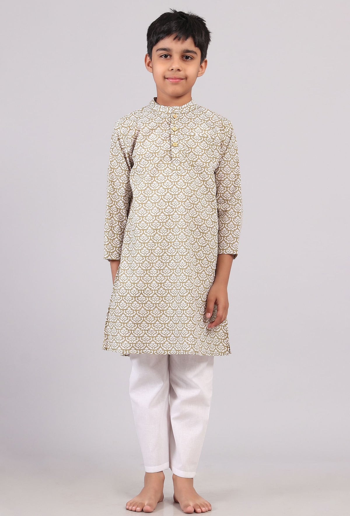 Set of 2: Mustard Beige Floral Hand Block Print Kurta Pyjama Set サイズ 8〜9歳