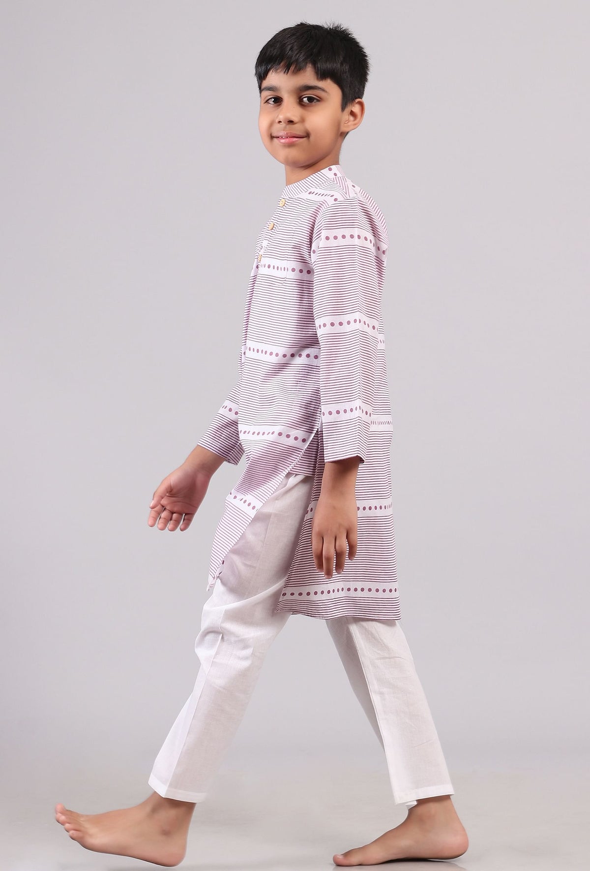 Set of 2: Plum Violet Floral Hand Block Print Kurta Pyjama Set サイズ 8〜9歳