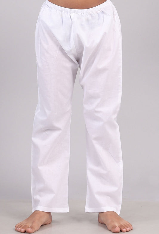 White Cotton Pyjama サイズ 7〜8歳