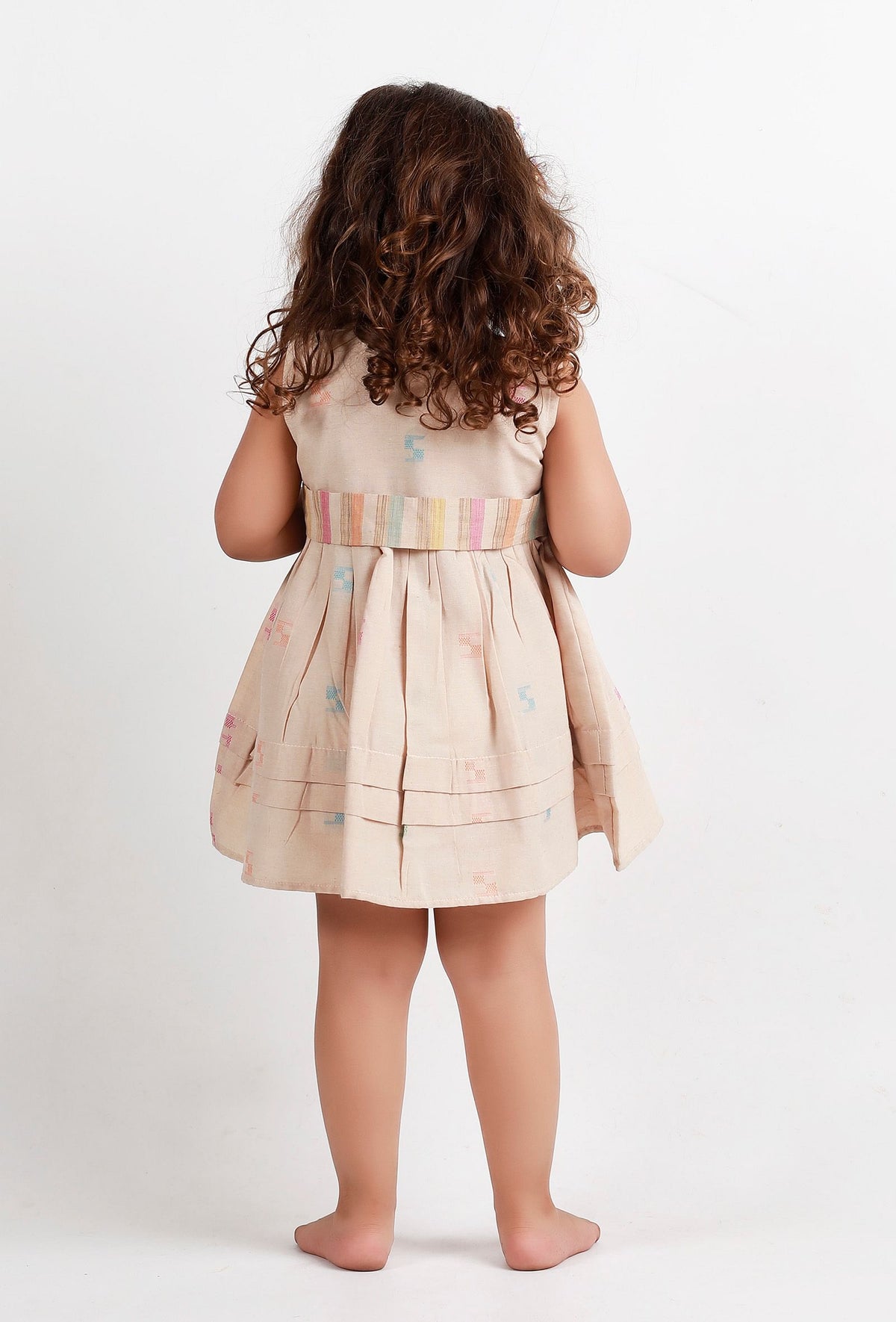 Beige Dobby Dress サイズ 0〜1歳