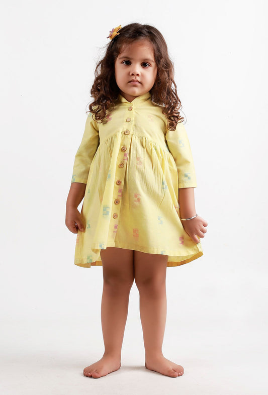 Yellow Full Sleeves Dobby Dress サイズ 2〜3歳