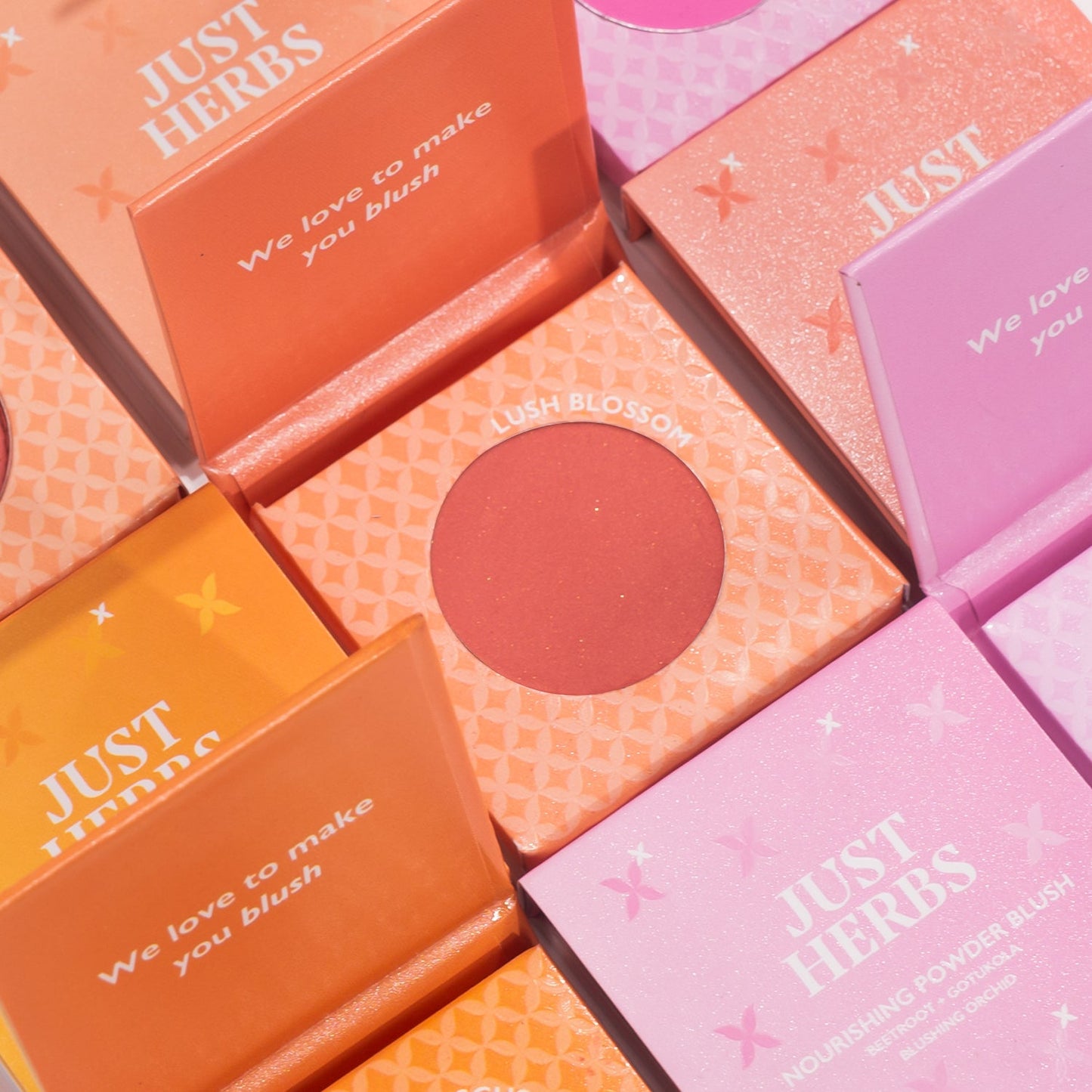 Nourishing Powder Blush with Beetroot and Gotukola