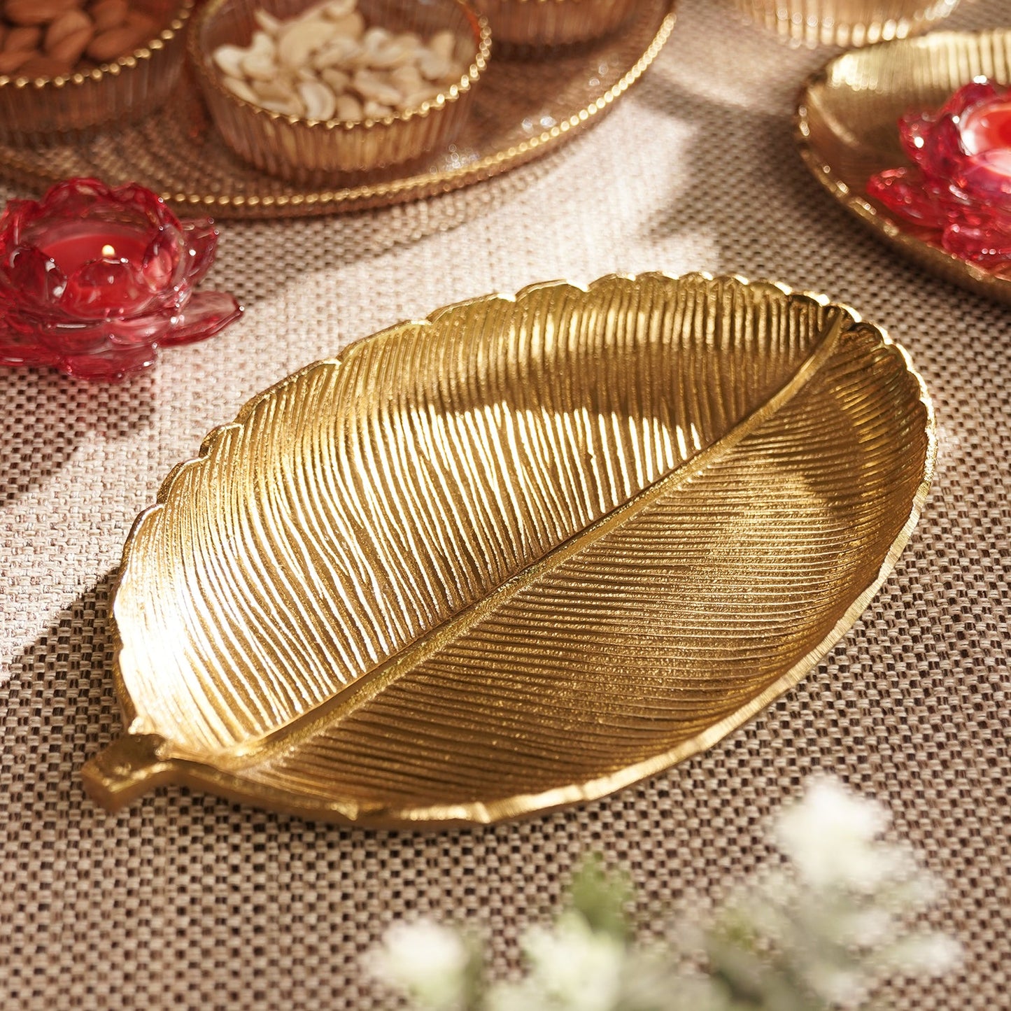 Gold Florence Leaf Shaped Platter - Large