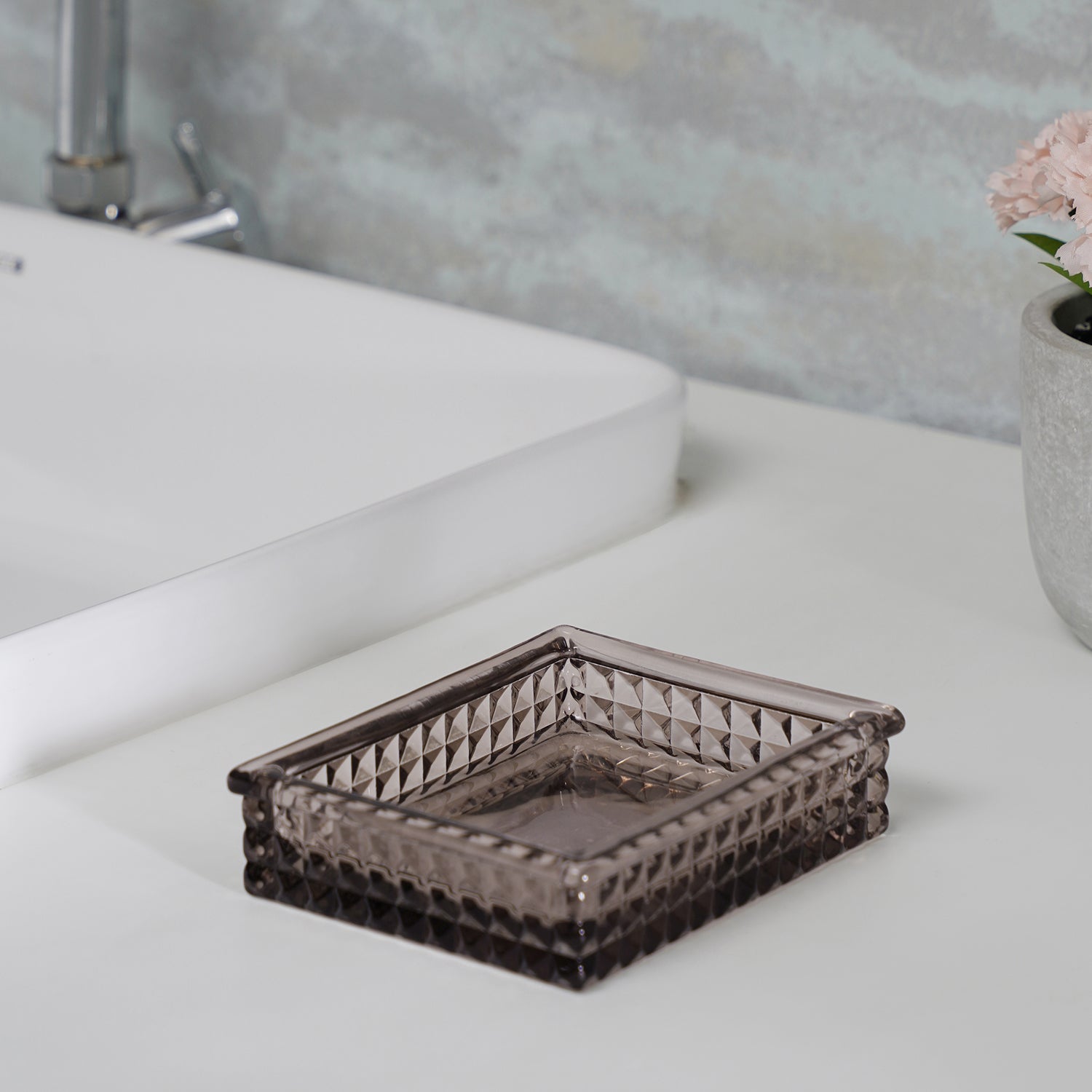 Brown Diamond Texture Glass Soap Dish