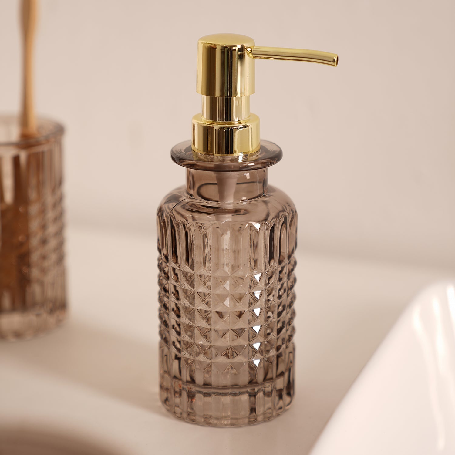 Brown Diamond Texture Glass Soap Dispenser 6.8×6.8×18.7cm