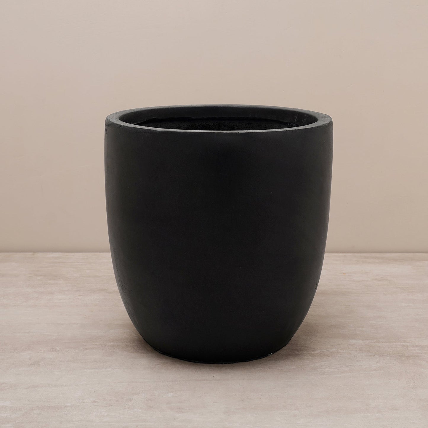 Black Polyfibre Clay Pot- Small