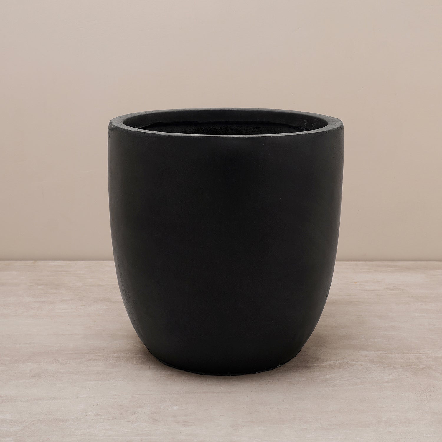 Black Polyfibre Clay Pot- Small