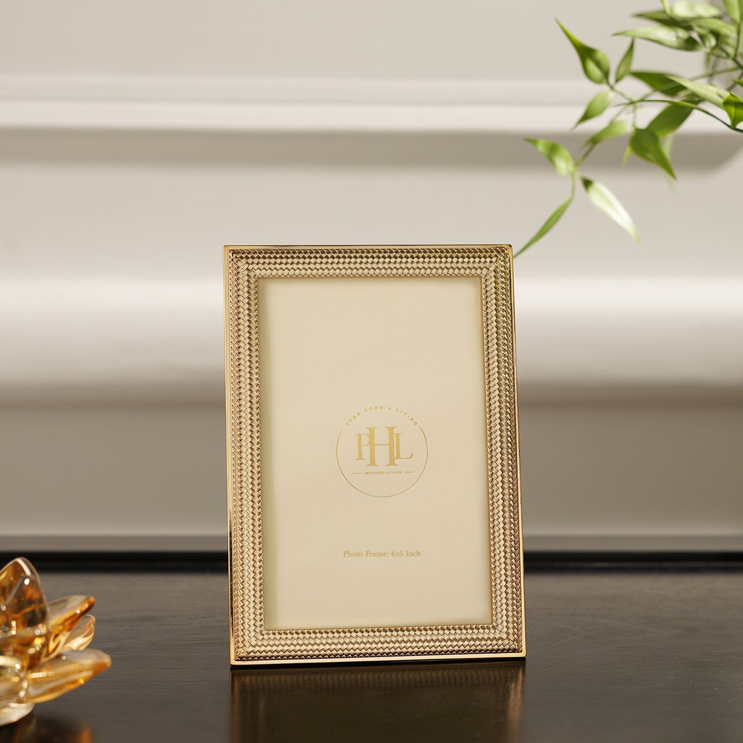 Gold Plated Weaved Pattern Metal Photo Frame - Small