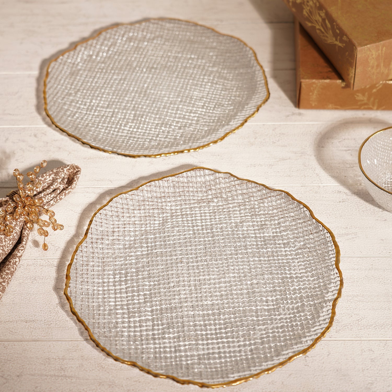 Set of 2 Clear Fizz Textured Dinner Plates