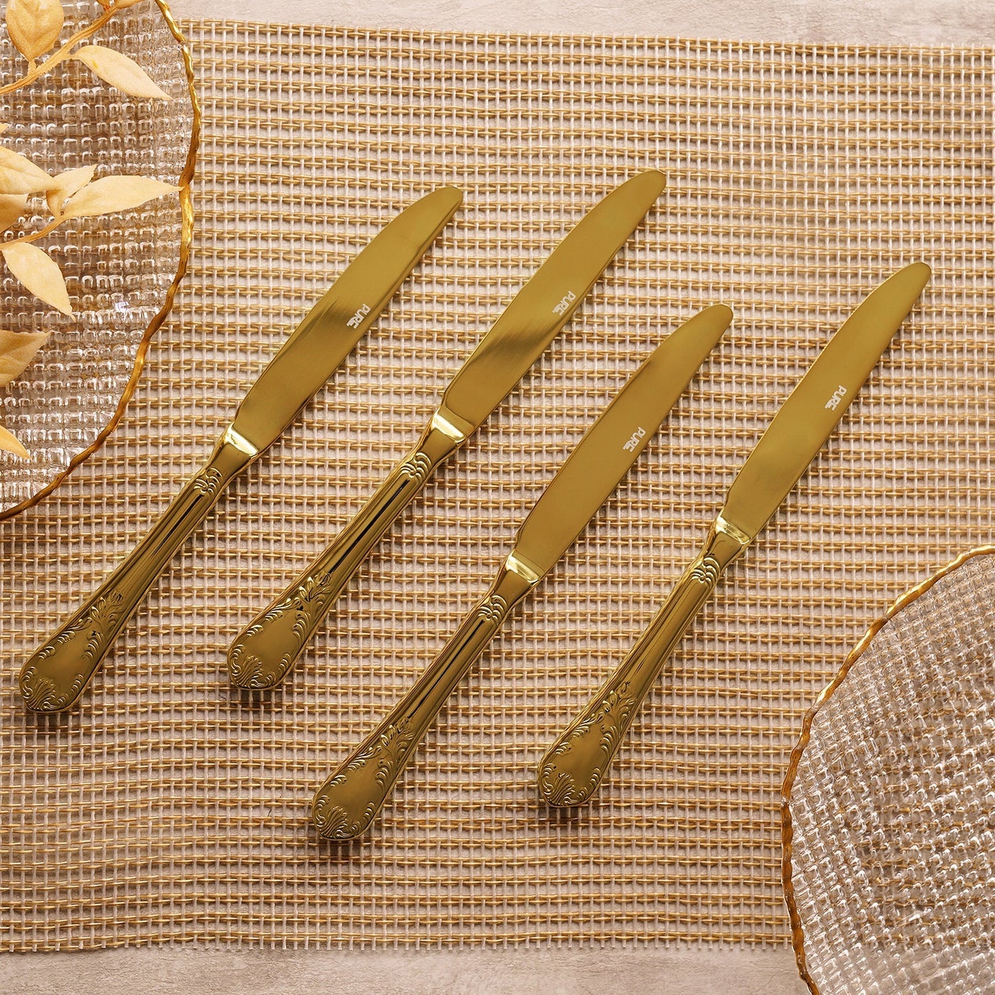 Set Of 4 Gold Stainless Steel Dinner Knives