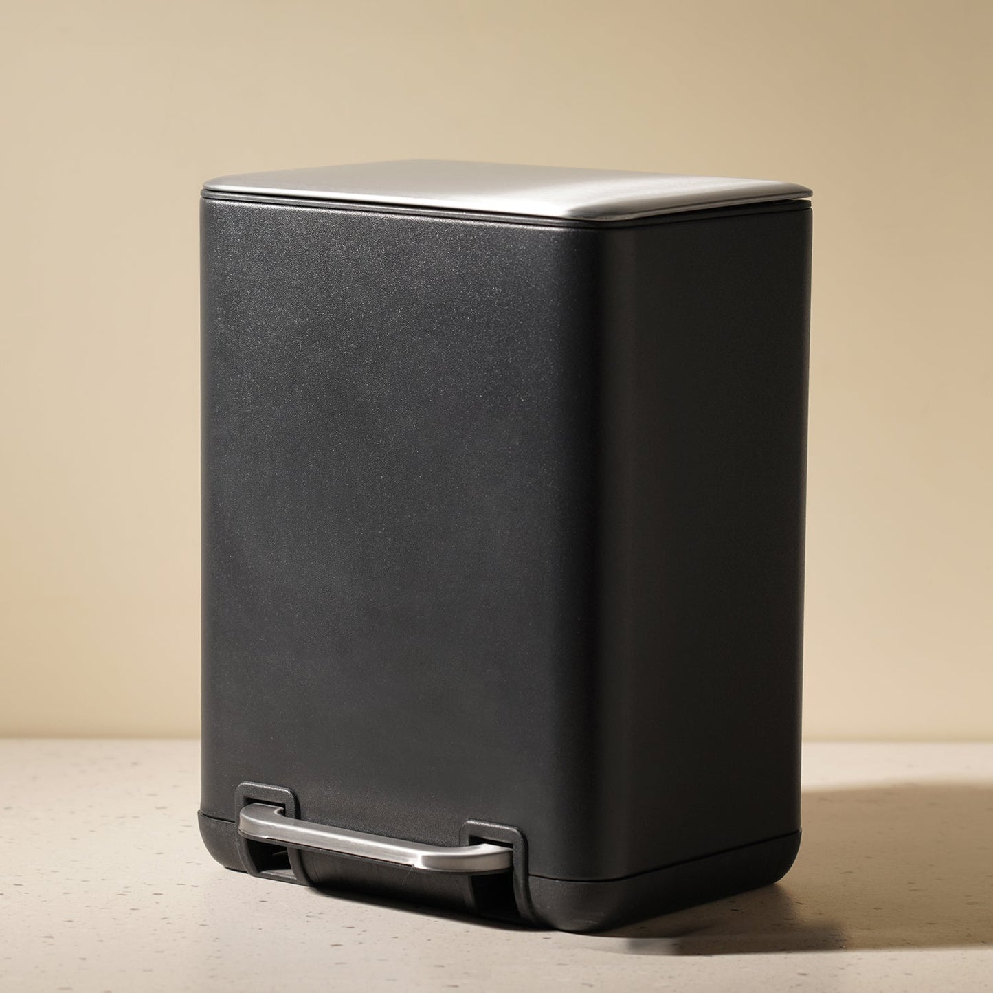 Black Iron Pedal Rectangular Dustbin with Lid - Small