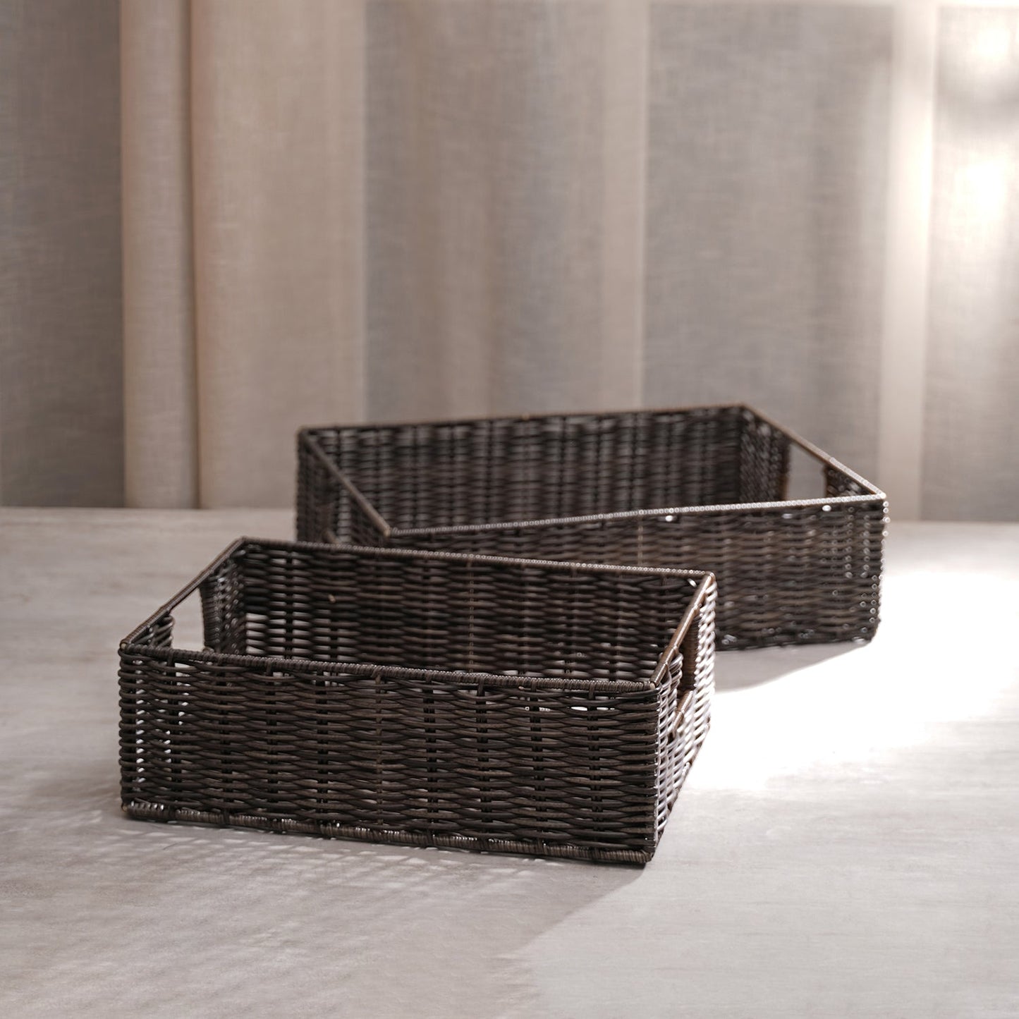 Set Of 2 Brown Resin Wicker Basket