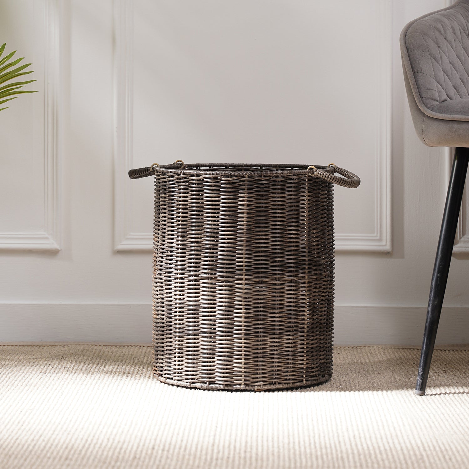 Brown Resin Wicker Bin 30.48×30.48×35.56cm