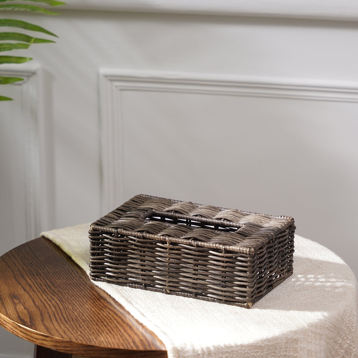 Brown Resin Wicker Tissue Cover