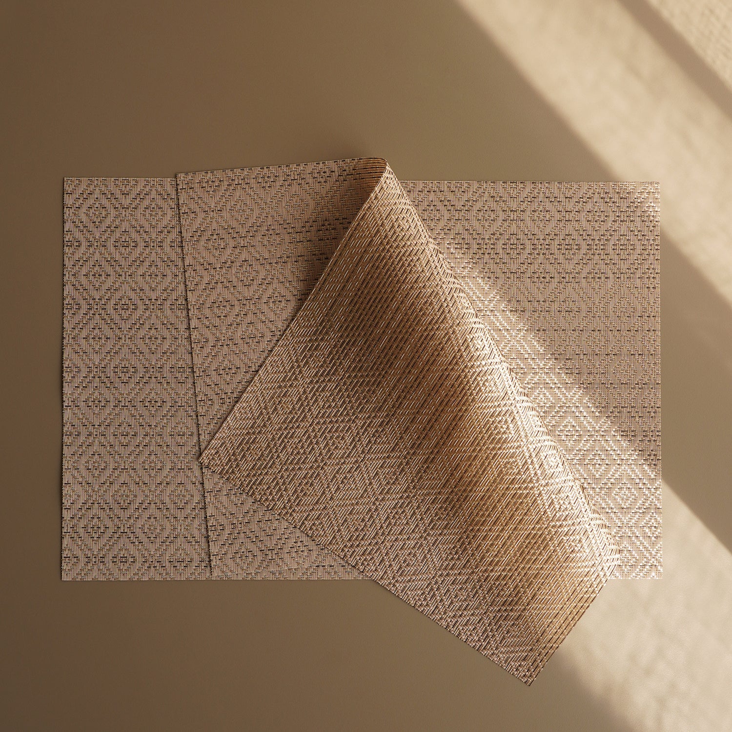 Set Of 2 Beige Geometric Design PVC Placemats