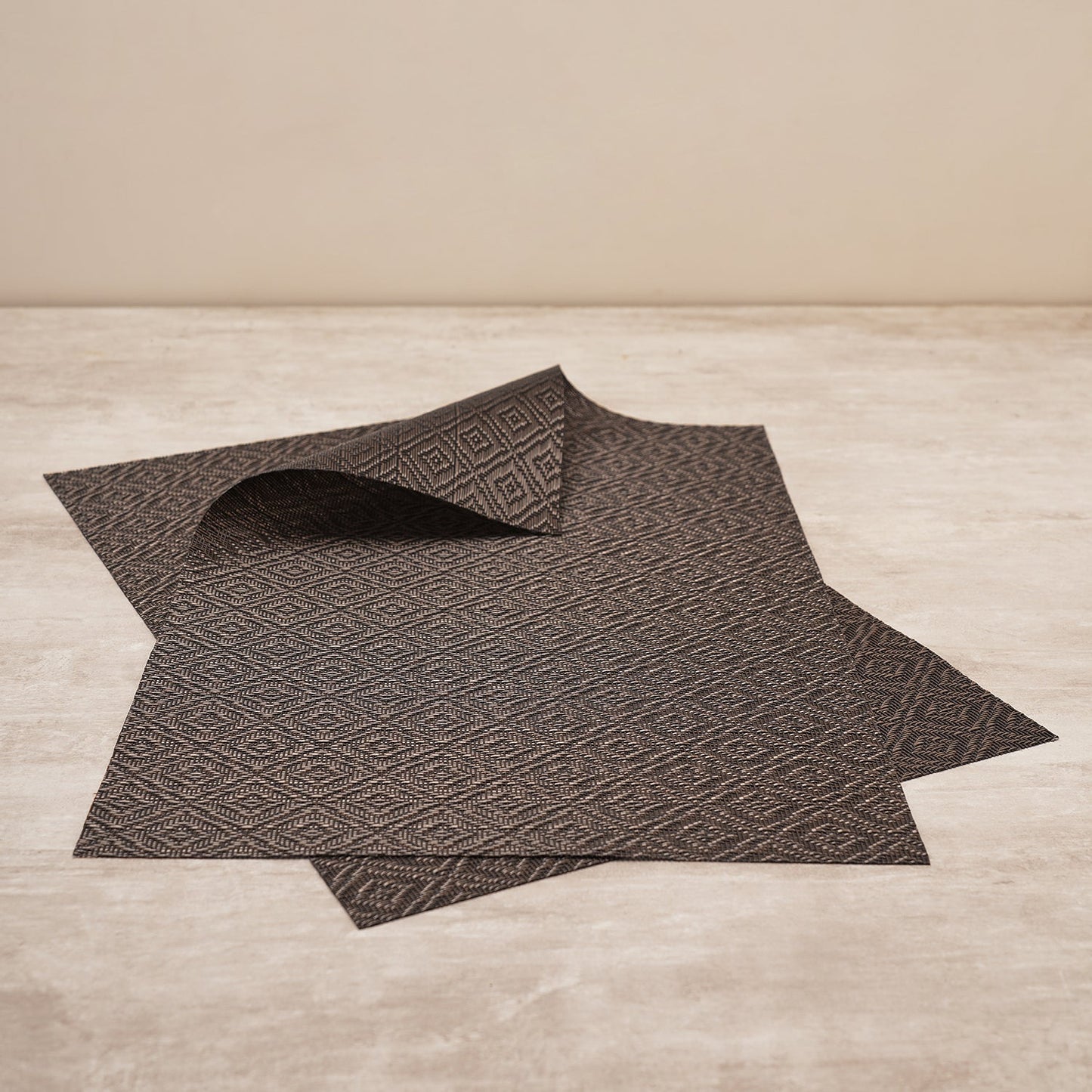Set Of 2 Brown Geometric Design Pvc Placemats