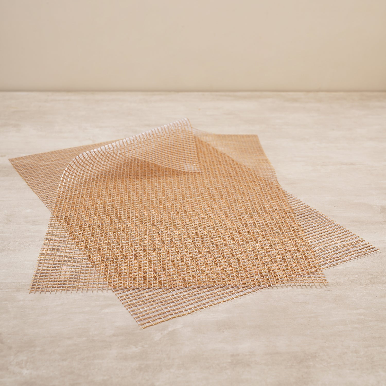 Set Of 2 Beige Checkered Design Pvc Placemats