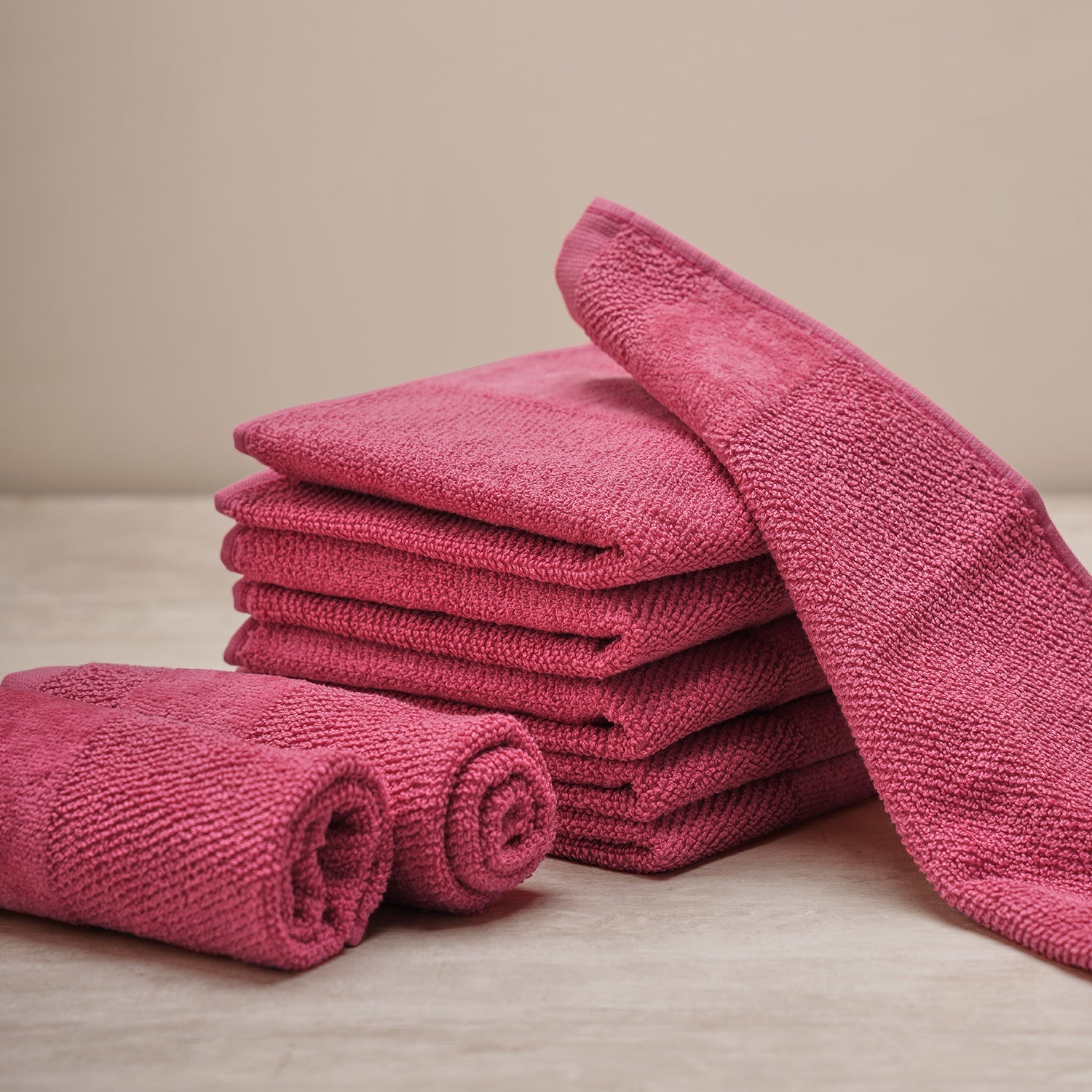 Set Of 8 Dark Pink Cotton Face Towels