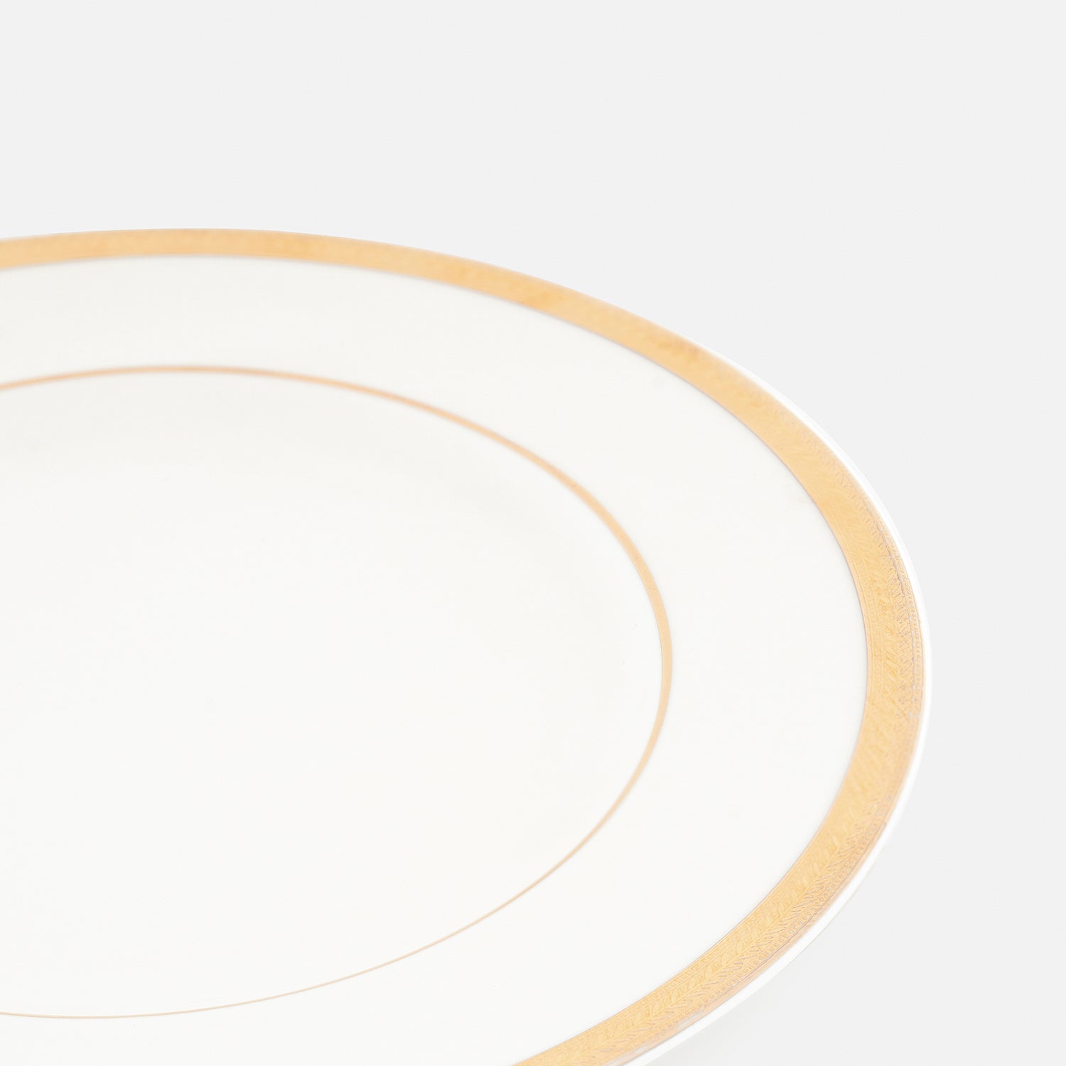 Set of 2 Ivory and Gold Rim Detail Ceramic Dessert Plates
