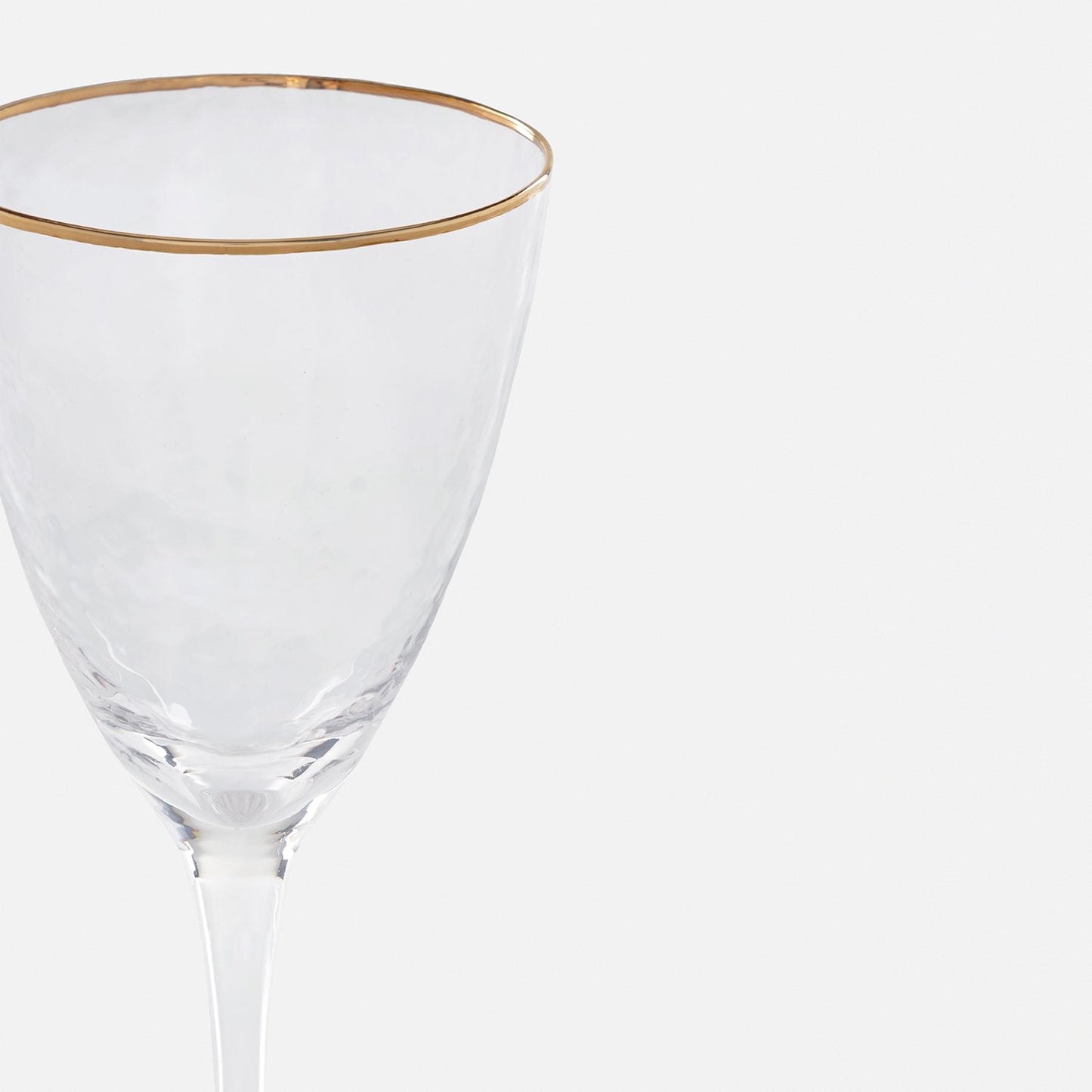 Set of 2 Clear Hammered Wine Glasses