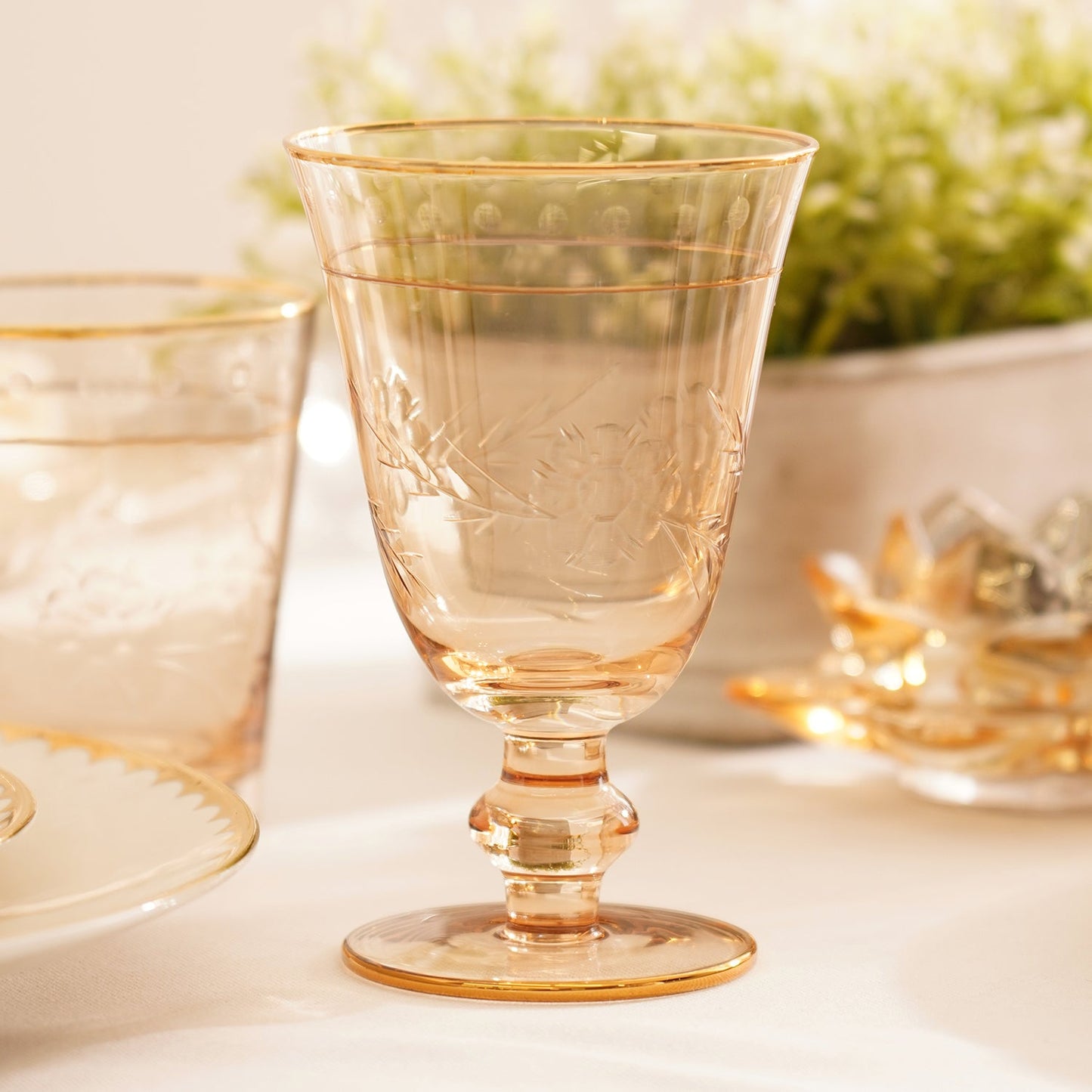 Set of 2 Gold Floral Etching Wine Glasses