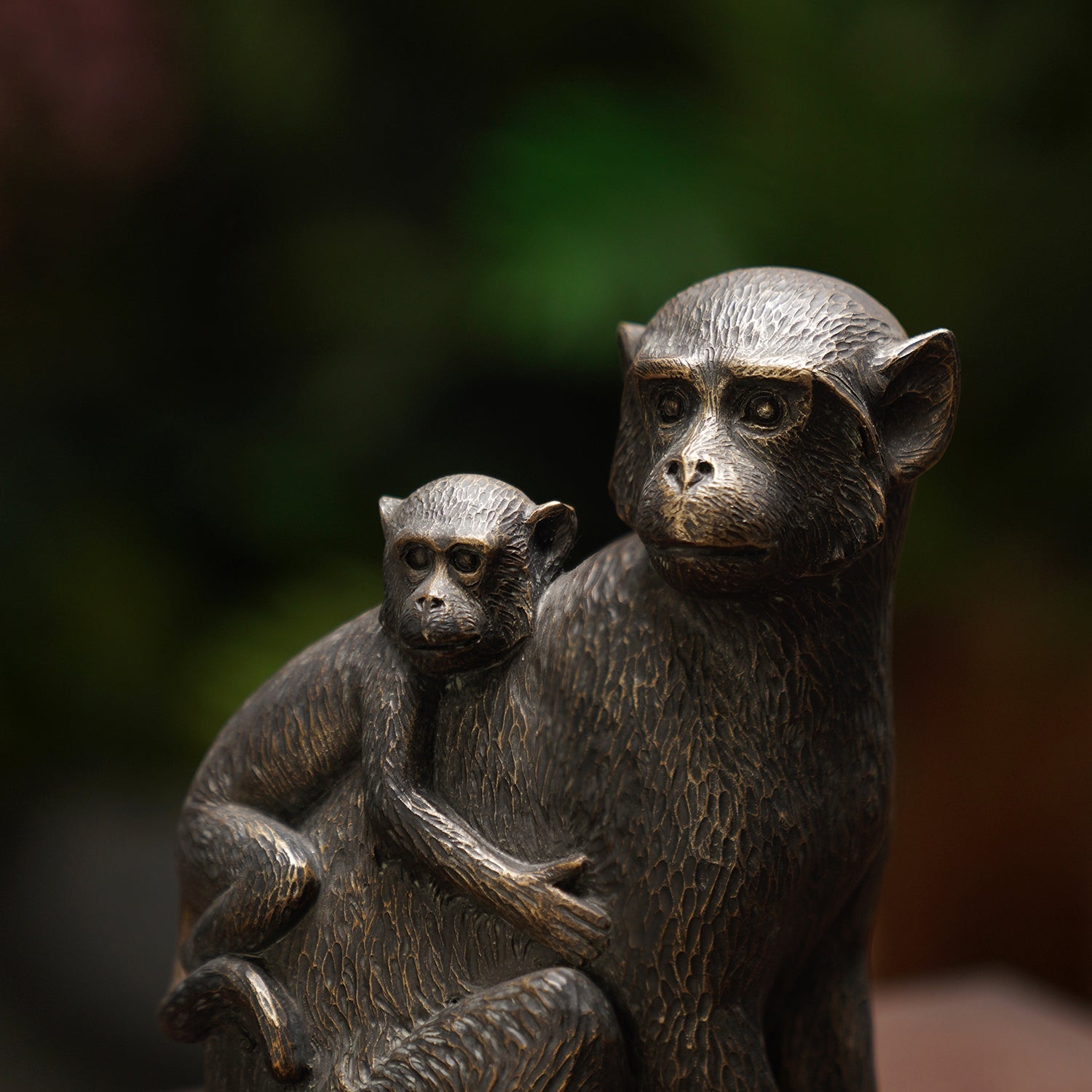 Black Polyresin Sitting Mother & Baby Monkey